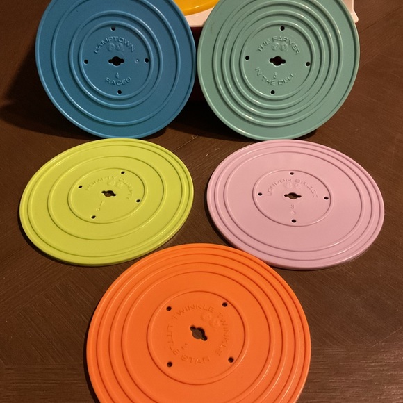 Vintage Mattel Fisher Price Music Box Record Player 2014 Complete - Picture 5 of 5